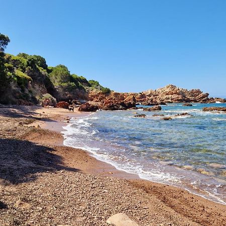 Sardinia Sea Vacation Villa คอสตาพาราดีโซ ภายนอก รูปภาพ