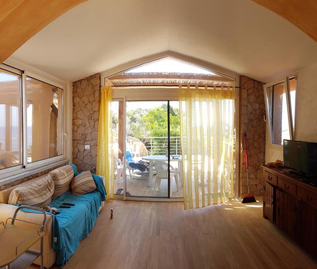 Sardinia Sea Vacation Villa คอสตาพาราดีโซ ภายนอก รูปภาพ