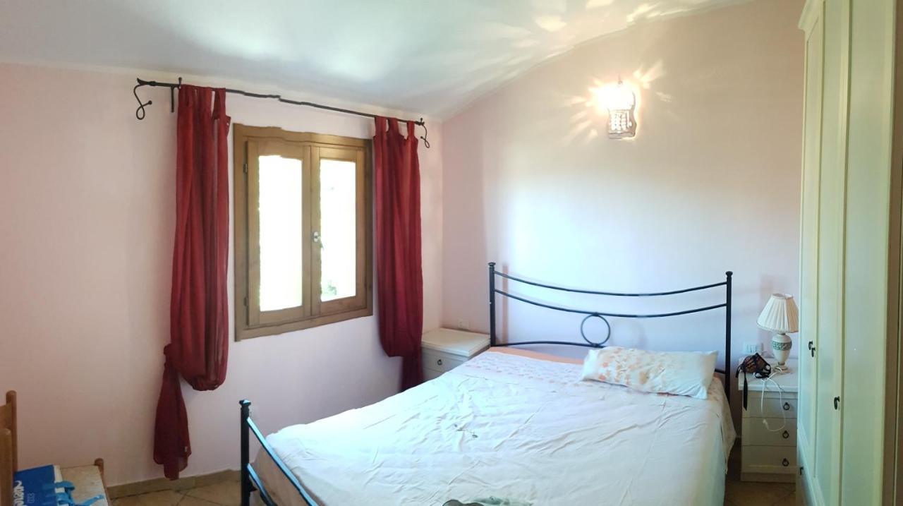 Sardinia Sea Vacation Villa คอสตาพาราดีโซ ภายนอก รูปภาพ