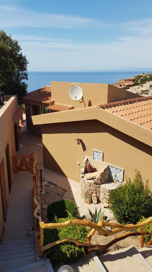 Sardinia Sea Vacation Villa คอสตาพาราดีโซ ภายนอก รูปภาพ
