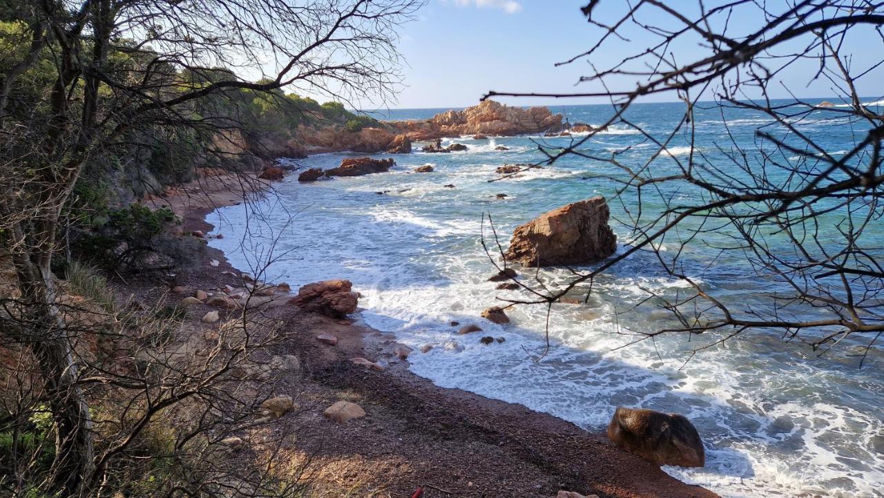 Sardinia Sea Vacation Villa คอสตาพาราดีโซ ภายนอก รูปภาพ
