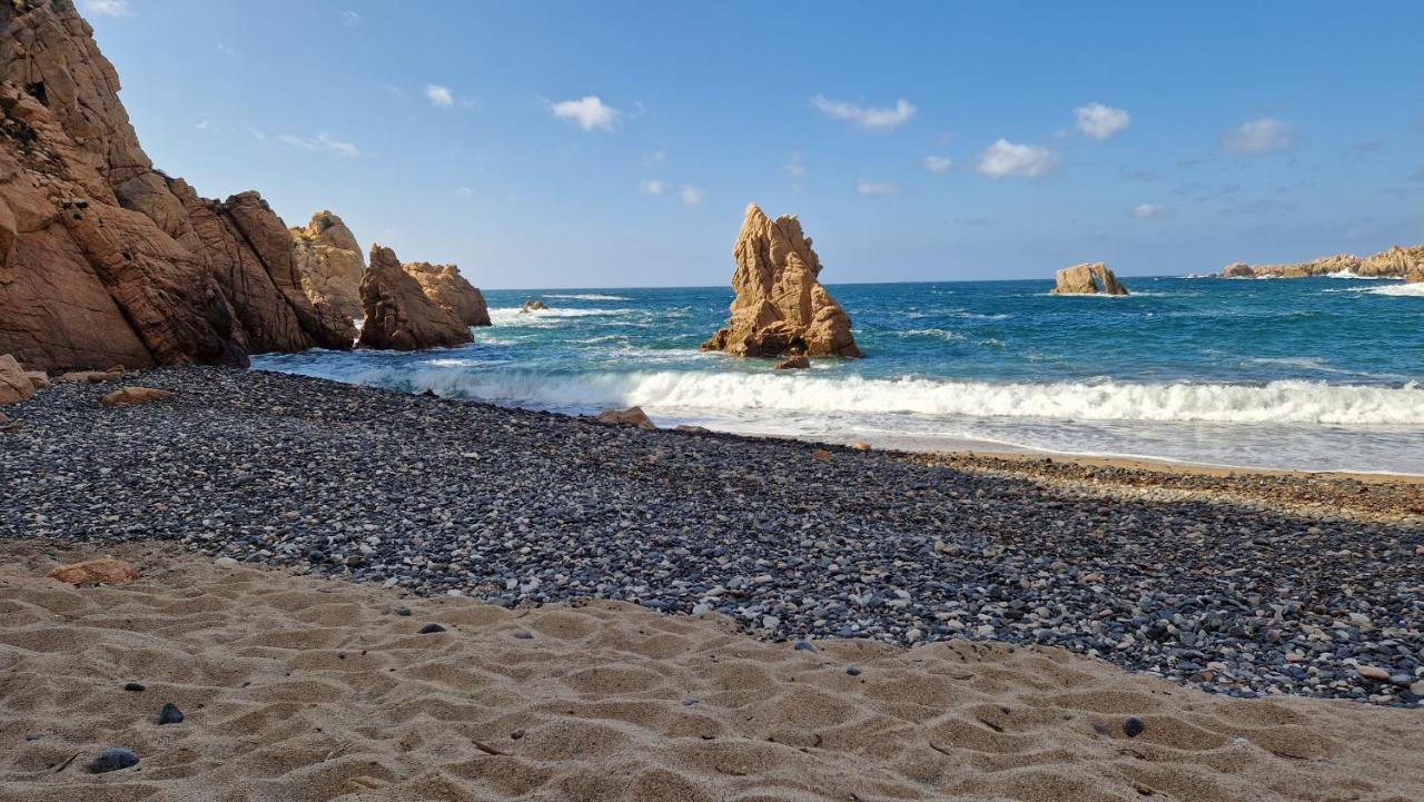 Sardinia Sea Vacation Villa คอสตาพาราดีโซ ภายนอก รูปภาพ